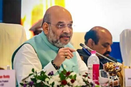 त्रिपुरा हिंसा पर टीएमसी सांसदों से मिले अमित शाह, बिप्लब देव से मांगी रिपोर्ट