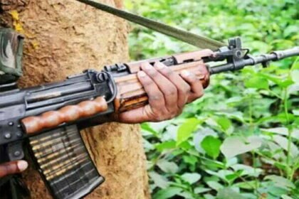 मणिपुर में असम राइफल्स के काफिले पर हमला, अफसर की पत्नी-बच्चे समेत 7 जवानों की मौत