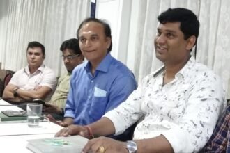 कांग्रेस में शामिल होने के बाद प्रेस से रु-ब-रू हुए पूर्व क्रिकेटर राजेश चौहान…. भावी योजनाओं पर रखी अपनी बात… खेलों के डेवलपमेंट को लेकर बताया यह प्लान