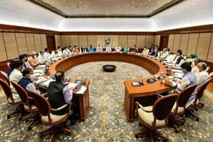 24 नवंबर को कैबिनेट में पेश होगा कानून वापसी का प्रस्ताव, मिल सकती है मंजूरी