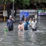 बाढ़ में डूबे चेन्नई में कहर अभी बाकी है! मूसलाधार बारिश की आशंका