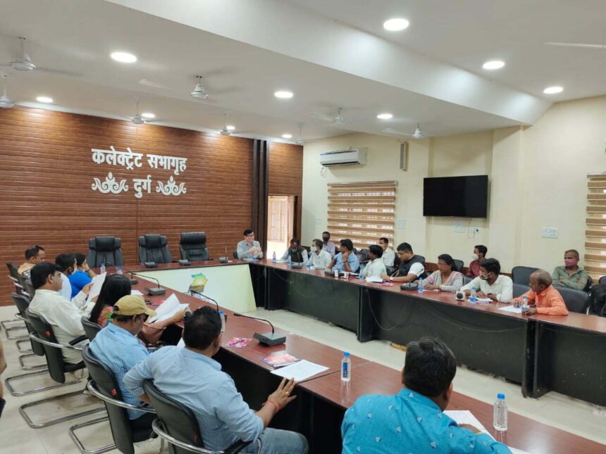 1 जनवरी 2022 की स्थिति में 18 वर्ष पूरा करने वाले व्यक्ति भी जुड़वा सकते हैं मतदाता सूची में नाम… करना होगा यह काम