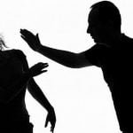 सर्वे: घरेलू हिंसा के लिए महिलाएं खुद राजी, 80 प्रतिशत से ज्यादा महिलाओं ने पति से मार खाने को बताया जायज