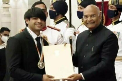 Khel Ratna Award 2021: राष्ट्रपति कोविंद 62 खिलाड़ियों को कर रहे हैं सम्मानित, नीरज चोपड़ा से हुई शुरुआत