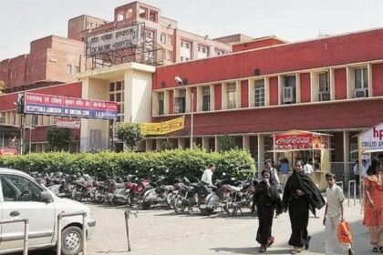 सरकार का बड़ा फैसला: लोक नायक अस्पताल में होगा कोरोना के नए वेरिएंट से संक्रमित मरीजों का इलाज