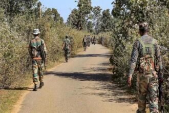 गढ़चिरौली एनकाउंटर: 26 नक्सलियों के साथ 50 लाख का इनामी नक्सली मिलिंद तेलतुम्बडे भी ढेर