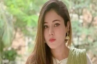 अब सियासी जंग में कूदी नवाब की बेटी, जारी किया समीर की शादी का कार्ड और मैरिज सर्टिफिकेट