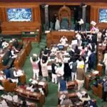 पीएम की अपील बेकार, हंगामे से लोकसभा और राज्यसभा की कार्यवाही स्थगित