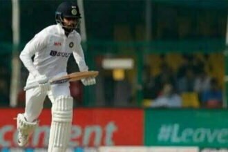 IND vs NZ: न्यूजीलैंड के खिलाफ श्रेयस अय्यर ने रचा इतिहास, बने डेब्यू मैच में शतक और फिफ्टी जड़ने वाले पहले भारतीय