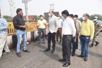 कैनाल रोड़ का निरीक्षण करने पहुंचे कलेक्टर भुरे… कार्य की प्रगति पर बोले- जल्द पूरा होगा कैनाल रोड का काम