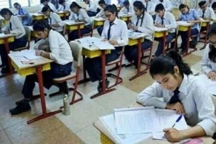 बिग ब्रेकिंग : जारी हुआ सीजी बोर्ड परीक्षा 2022 का टाइम-टेबल, जानिए कब-कब होंगे 10वीं-12वीं के पेपर