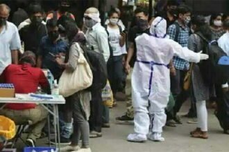 तीसरी लहर का कहर और तेज, मिले ढाई लाख नए केस, 6 दिन में 150% का इजाफा