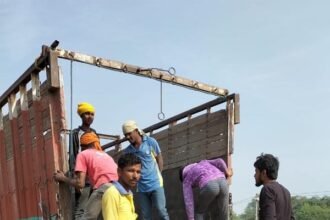 धान की खरीदी शुरु होते ही समितियों से भी प्रारंभ हुआ धान का उठाव