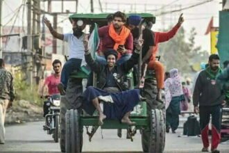 किसानों की घर वापसी शुरू, टिकरी-सिंघु से लौटने लगा जत्था, अब जाम नहीं करेगा परेशान