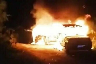 फायरिंग में 11 नागरिकों की मौत से बवाल, जवानों की गाडिय़ां फूंकी, एसआईटी करेगी जांच