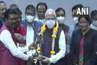 पीएम मोदी की सांसदों को फटकार, परिवर्तन लाइए…वरना खुद-ब-खुद परिवर्तन हो जाएगा