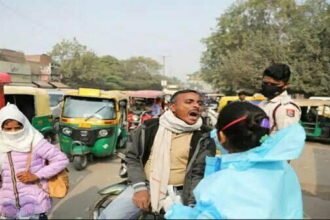 ओमिक्रॉन से दहशत के बीच कर्नाटक में नाइट कर्फ्यू, दिल्ली में भी सख्ती