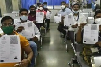 वैक्सीन सर्टिफिकेट से नहीं हटेगी पीएम मोदी की तस्वीर, एचसी ने खारिज की अर्जी, याचिकाकर्ता पर लगाया 1 लाख जुर्माना