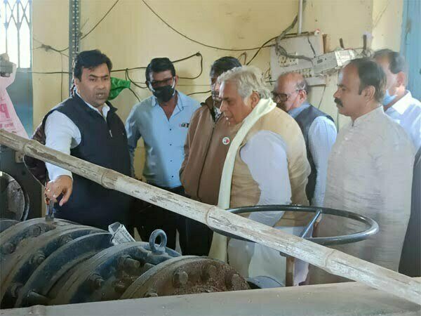 पानी सप्लाई में बार-बार रुकावट, 6 में से 3 पम्प खराब, विधायक वोरा ने जताई नाराजगी