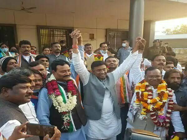 बीरगांव में नंदलाल देवांगन बने महापौर,भाजपा के पतिराम साहू को 10 वोट से हराया, कांग्रेस के कृपाराम बने सभापति