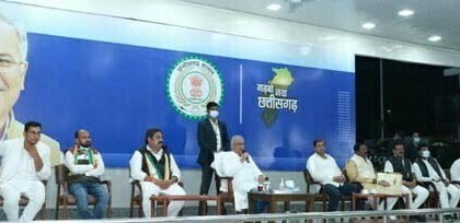 मुख्यमंत्री बघेल से नगर निगम भिलाई के नवनिर्वाचित महापौर, सभापति एवं पार्षदों ने की सौजन्य मुलाकात