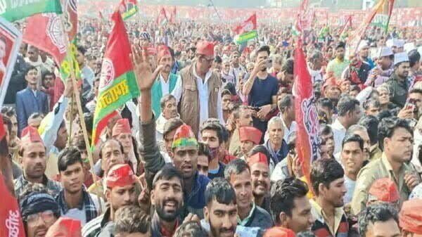 चुनाव आयोग का बड़ा फैसला, 1000 लोगों की सभा को दी अनुमति, देखें नई गाइडलाइन