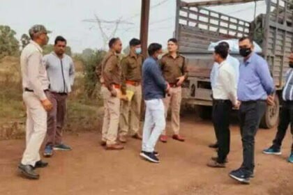 10 लाख रूपए का राजश्री पान मसालों की लूट, कार सवार लुटेरे मेटाडोर लेकर फरार, आरोपियों की तलाश जारी