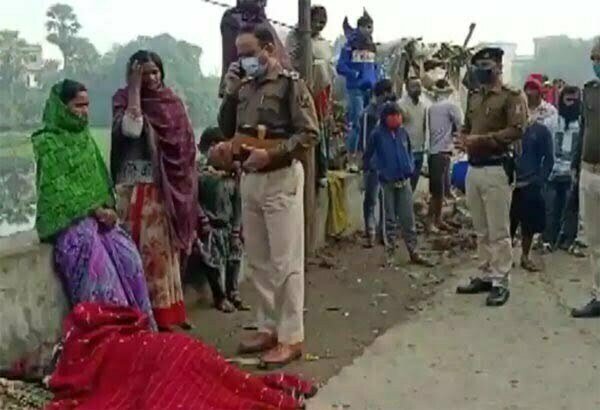 संदिग्ध परिस्थिति में 5 की मौत, परिजनों का आरोप-जहरीली शराब पीने से गई जान