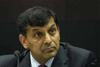 रघुराम राजन की सरकार को सलाह: भारतीय अर्थव्यवस्था में कुछ चमकीले तो कई काले धब्बे, फूंक फूंक कर उठाएं कदम