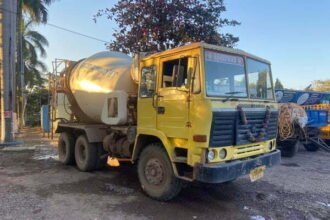 लापरवाही: नाली बनाते बनाते पाइप को किया क्षतिग्रस्त, रिसाली निगम को 32 लाख का नुकसान