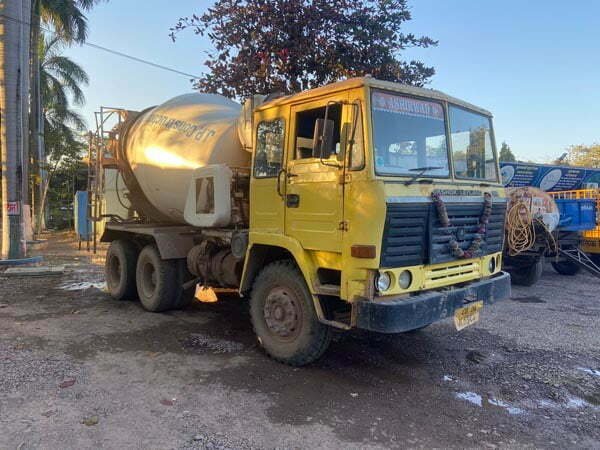 लापरवाही: नाली बनाते बनाते पाइप को किया क्षतिग्रस्त, रिसाली निगम को 32 लाख का नुकसान