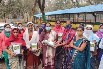 नेवई गोठान में आमदनी बढ़ाने महिला समूह को जोड़े - महापौर शशि सिन्हा