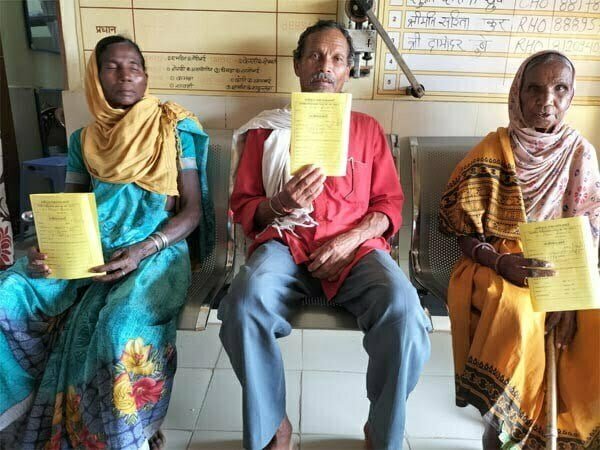 शासकीय अस्पतालों में वरिष्ठ नागरिकों के नि:शुल्क इलाज की व्यवस्था