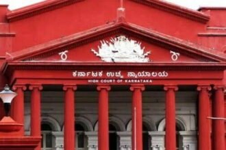 हिजाब विवाद पर कर्नाटक हाईकोर्ट में सुनवाई जारी, अंतरिम फैसला दे सकती है पीठ