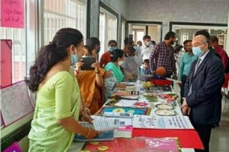 केन्द्र सरकार के संयुक्त सचिव ने की स्वामी आत्मानंद अंग्रेजी माध्यम स्कूल की तारीफ