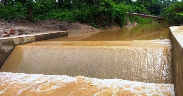 लगभग 160 करोड़ रूपए की लागत से भू-जल संवर्धन संबंधी संरचनाओं का हो रहा निर्माण