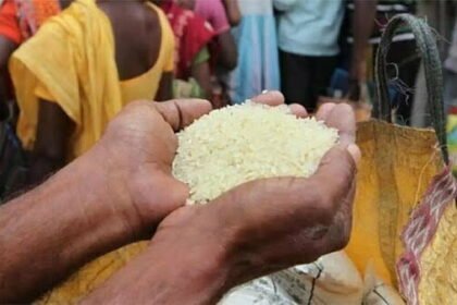 दूसरी पारी का पहला फैसला: 15 करोड़ गरीबों को तीन महीने तक मुफ्त राशन देगी सरकार, कैबिनेट बैठक में लगी मुहर