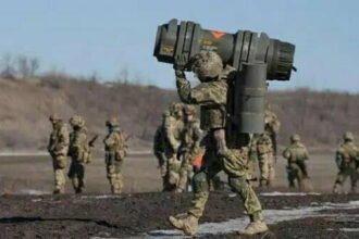 रूस ने चंद घंटों में ही तबाह किए यूक्रेन के एयरबेस और सैन्य ठिकाने, रुकने के मूड में नहीं पुतिन