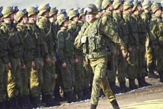 रूस ने क्रीमिया सैन्य अभ्यास को किया खत्म, सैनिकों की वापसी शुरू