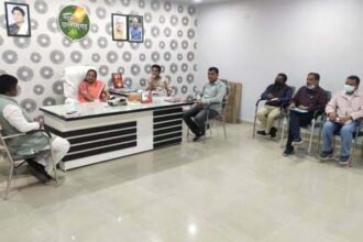 महापौर ने की समीक्षा: आय बढ़ाने दिया जोर, बिना अनुमति अतिरिक्त निर्माण करने वालों की खैर नहीं, सूची तैयार कर पेनाल्टी के साथ वसूला जाएगा टैक्स