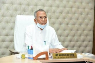 गृहमंत्री ताम्रध्वज साहू ने अभनपुर सड़क दुर्घटना में महिलाओं के निधन पर जताया दु:ख