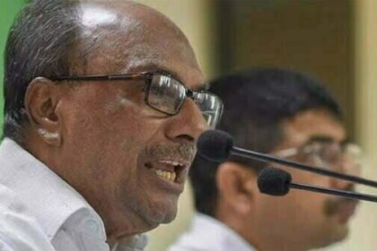 संन्यास: एके एंटनी हमेशा के लिए छोड़ रहे राजनीति, सोनिया गांधी को पत्र लिखकर मचाई खलबली