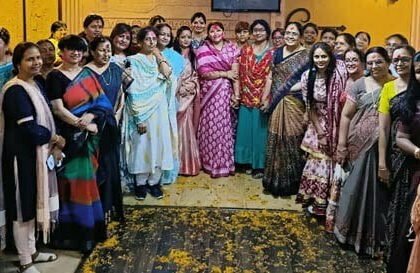 महिला प्राध्यापकों ने एक-दूसरे पर बरसाई फूलों की पंखुडिय़ा, गीत, संगीत, नृत्य के रंगारंग कार्यक्रम के बीच मनाई होली