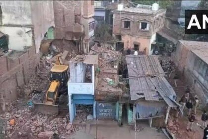 धमाका: भागलपुर में 10 लोगों की मौत से सनसनी, पीएम मोदी ने नीतीश से की बात