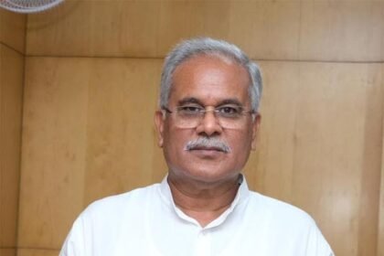 मुख्यमंत्री भूपेश बघेल ने सी-मार्ट के लोगो का किया विमोचन