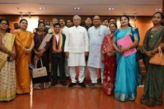 मुख्यमंत्री को नगर निगमों के महापौरों ने कल्याणकारी बजट प्रस्तुत करने पर दी हार्दिक बधाई