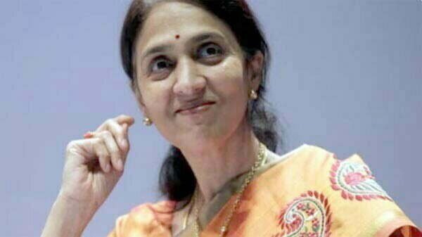 झटका: एनएसई की पूर्व सीईओ चित्रा रामकृष्ण को राहत नहीं, अदालत ने खारिज की अग्रिम जमानत याचिका