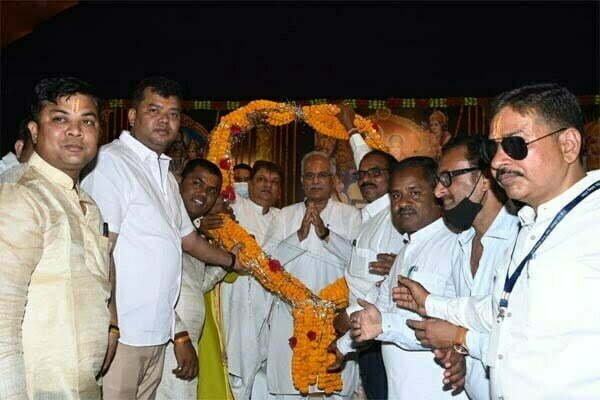 भक्त माता कर्मा के रास्ते पर चलकर समाज को जोडऩे और सामाजिक विषमता को दूर करने की जरूरत: मुख्यमंत्री भूपेश बघेल
