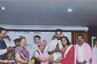 राज्यपाल के करकमलों से भिलाई की दीपा को मिला अतुल्य नारी शक्ति सम्मान