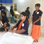 15 लाख का आटोमैटिक वूवन सैक कटिंग एंड स्टिचिंग, जिला पंचायत ने बनवाया सवा लाख में, हर दिन 500 से हजार बोरियों का हो रहा उत्पादन